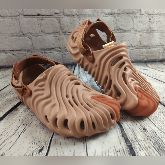 CROCS Shoes Mens Womens 12 Salehe Bembury Croc Pollex Clog Pale
